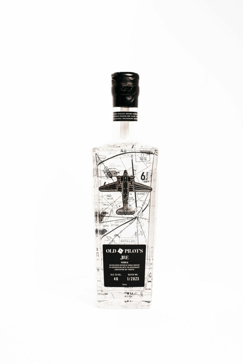 JRE Vodka Old Pilot's 700 ml 40%